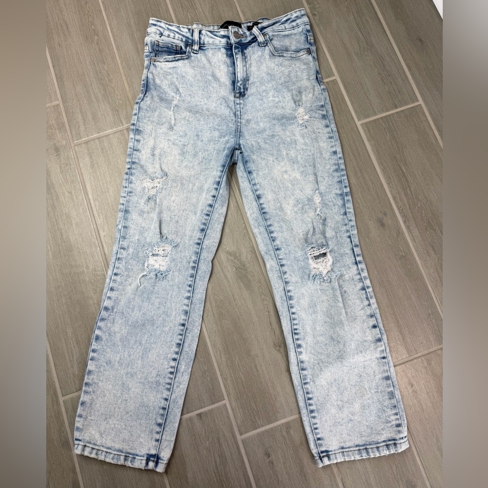 Kendall & Kylie High Rise Straight Acid Wash Distressed Women’s Jeans